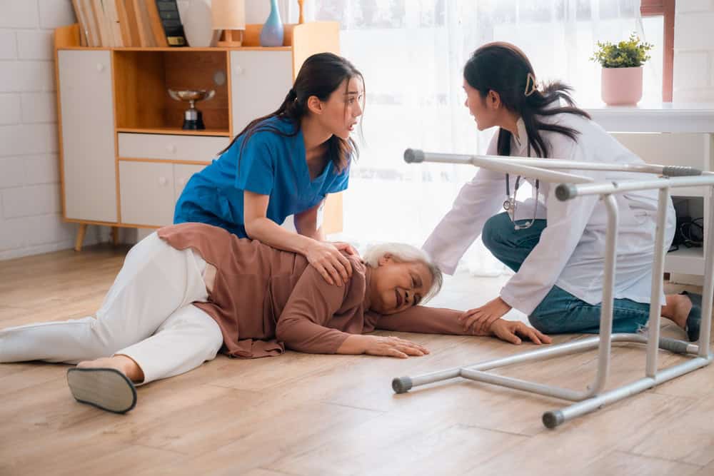 what is the federal regulation on nursing home falls